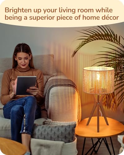 17.5" Rattan Table Lamp