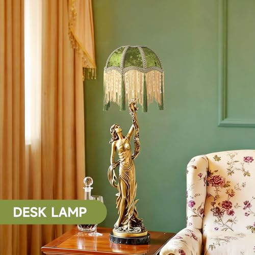 Lampshade with tassels