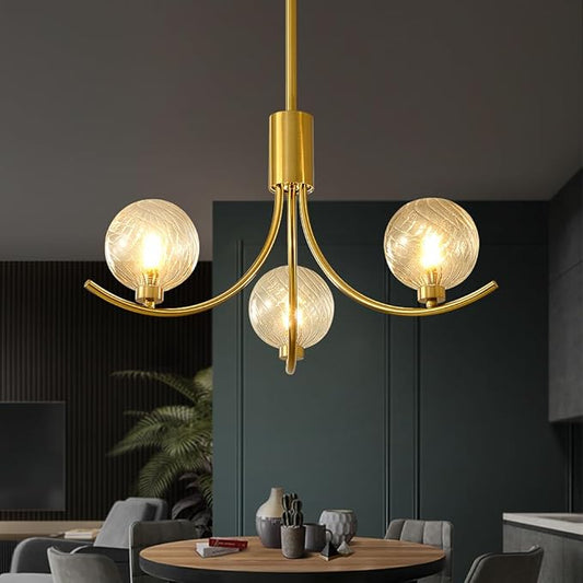 3-Head Gold Modern Chandelier with 3 Clear Glass Globe Bulbs, Globe Chandelier, Elegant Lamps with Gold Accents, Ceiling Light for Living Room Kitchen Island Bedroom Entryway