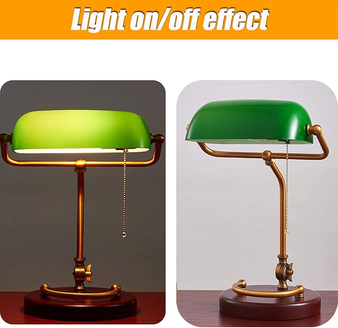Traditional Banker's Lamp - Green with Pull Switch, Retro Desk Lamp with Brass Finish and Nostalgic Green Glass Shade on Wooden Base