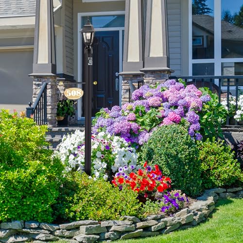 Oakmont Outdoor Lamp Post
