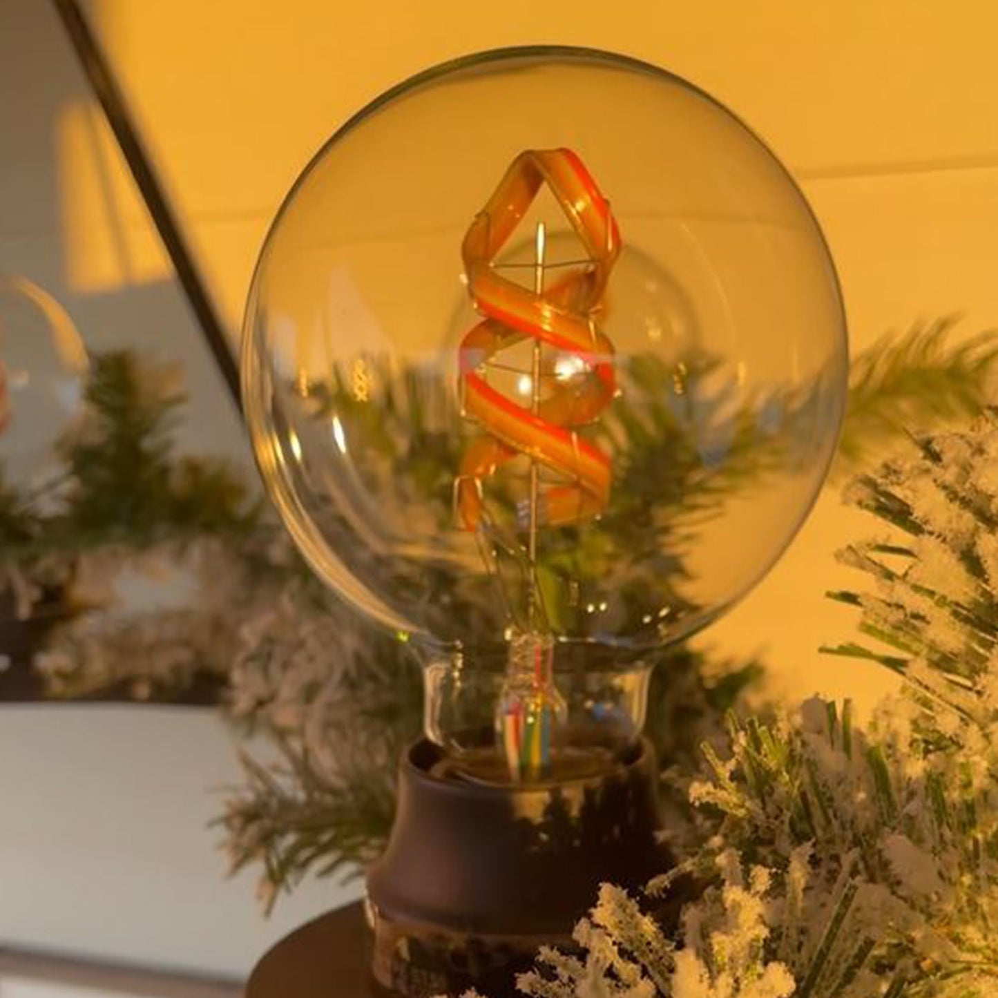 G30 Smart LED Globe Light Bulb