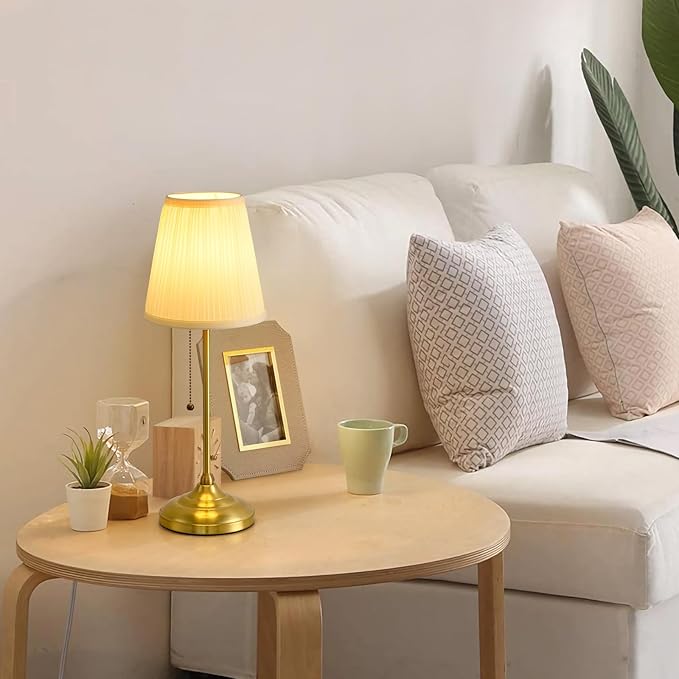 Modern Table Lamp for Bedroom, Gold Bedside Lamp, Farmhouse Nightstand Lamp with Pull Chain Switch, 20" Small Table Lamp for Reading, Hotel, Buffet Candlestick