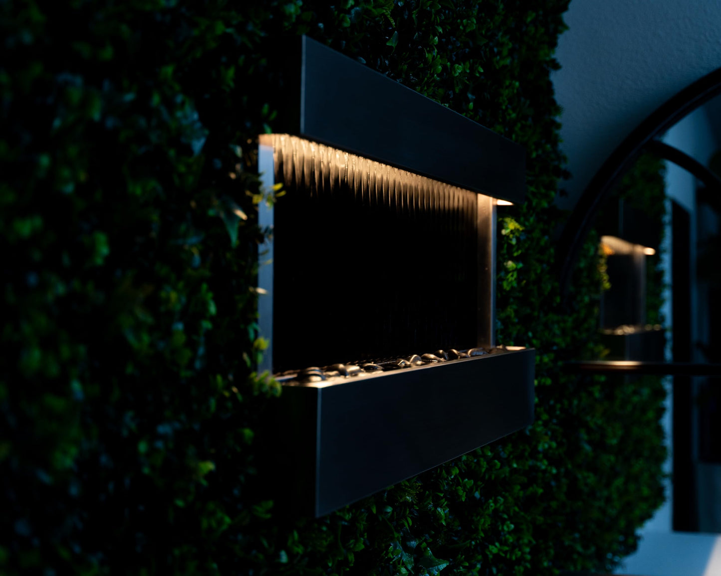 47" Indoor Wall