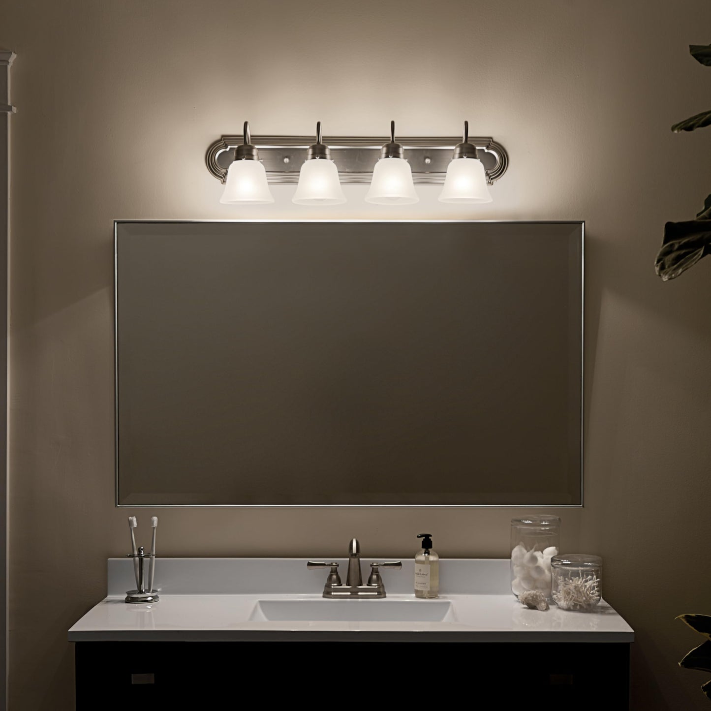 4 Light Bathroom Vanity Light