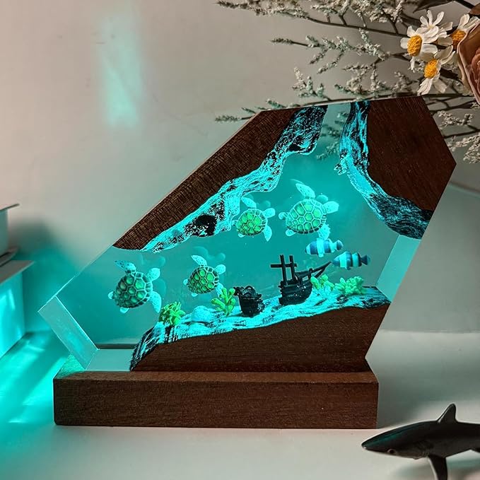 Sea Turtle Ocean Resin Lamp - Handmade Resin Night Light with USB Port, Variable Lights, Sea Turtle Gifts for Women and Men, Ocean Enthusiast Collectibles, Unique Birthday Gifts for Him & Her (8"x5")