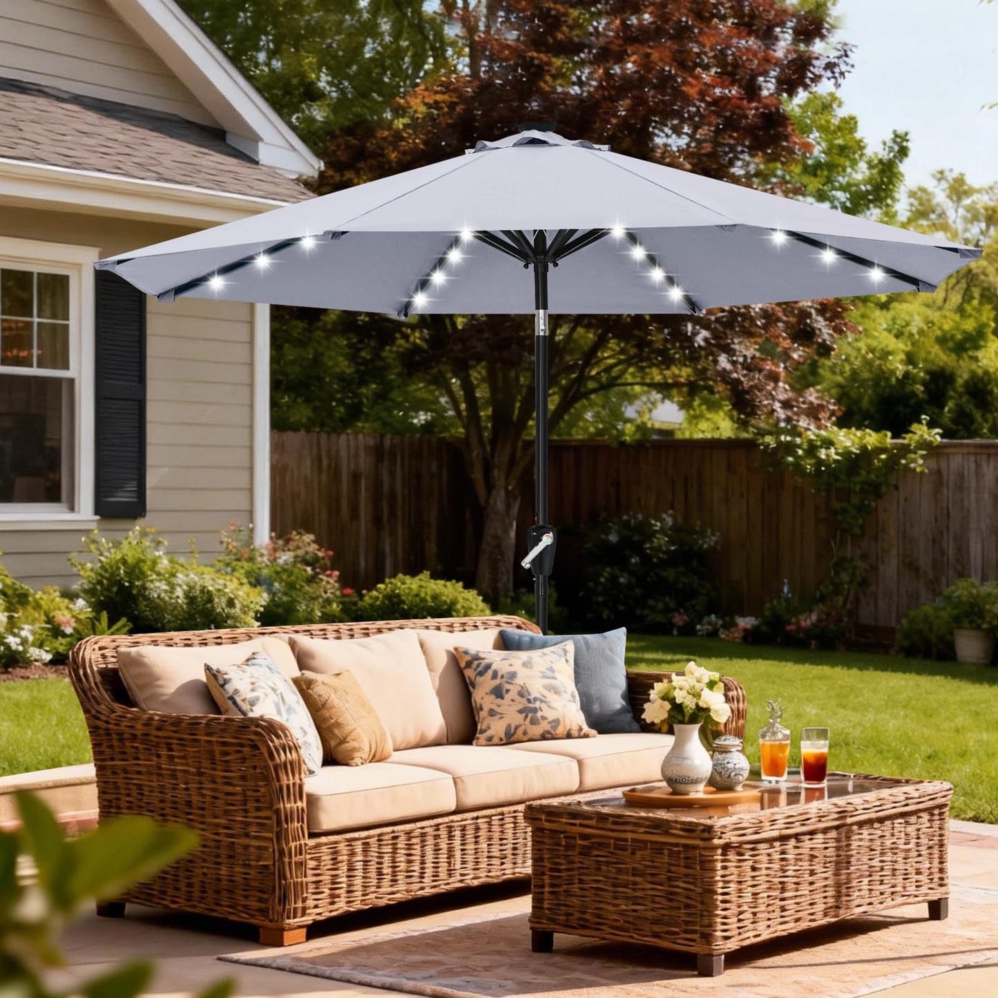 Solar Led Patio Umbrella with 32 Lights 9FT