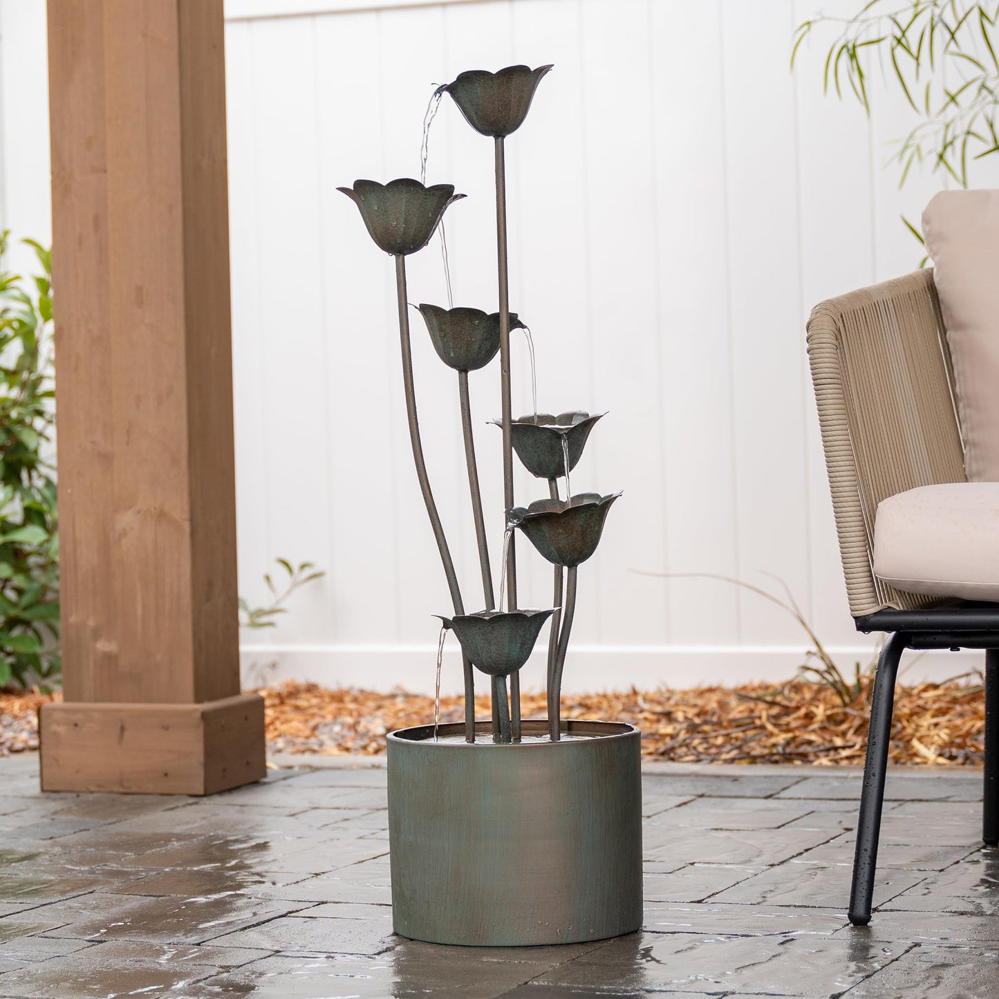 35" Tall Silver Metal Sculptural Flower Multi (176 Ounce)