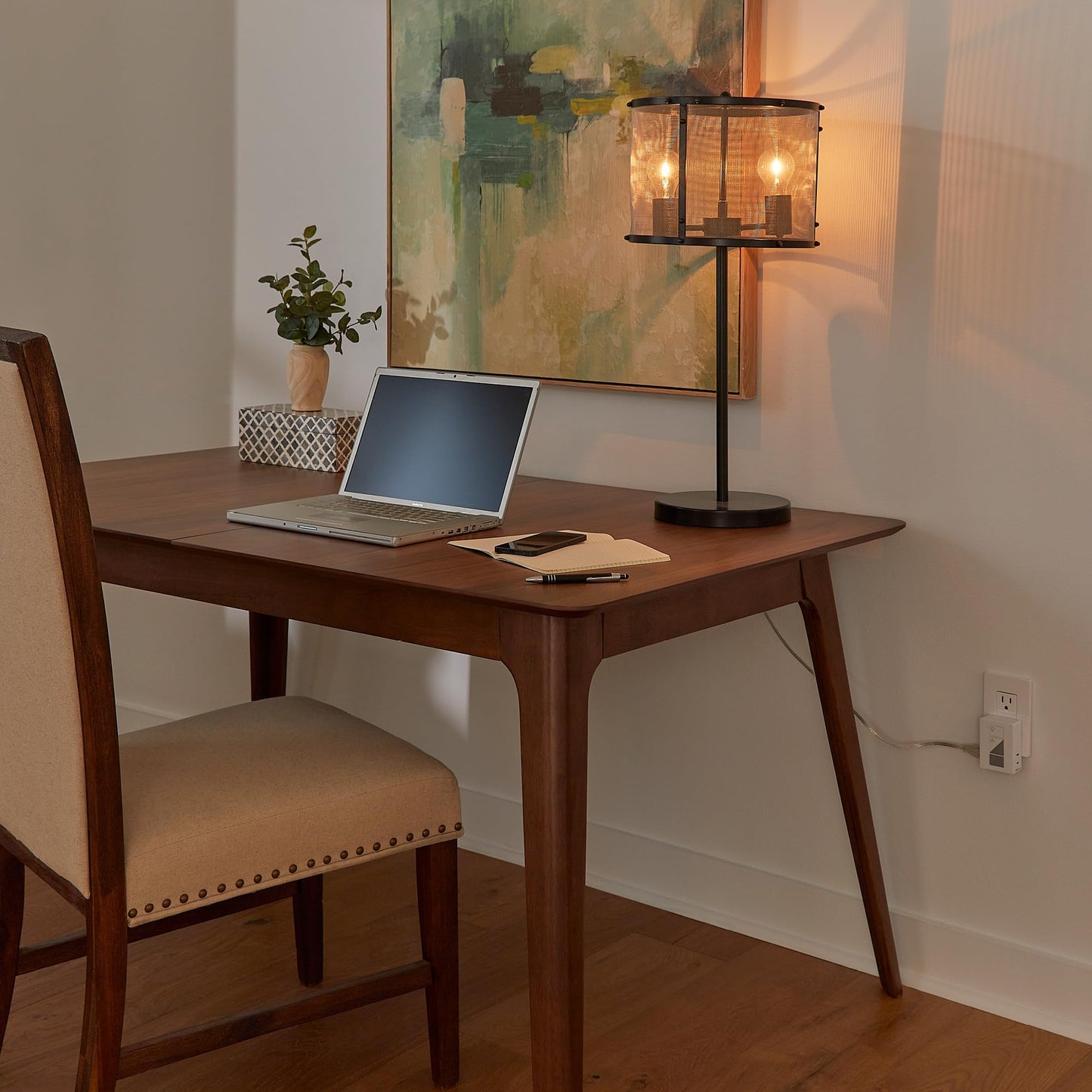 Caseta Smart Lamp Dimmer Kit; Plug