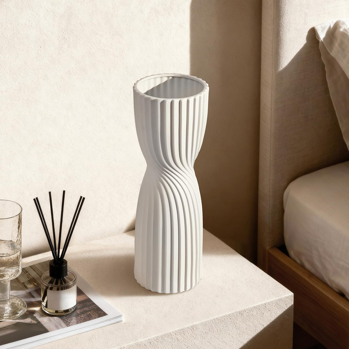 Modern Ceramic Decorative Table Lamp Living Room Bedroom Bedside