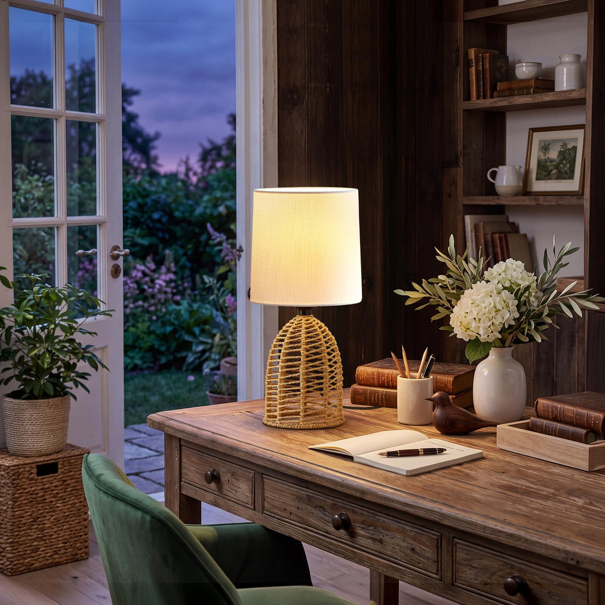 Small Table Lamp (Country)