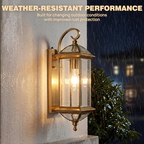 Solid Copper Dusk to Dawn Outdoor Wall Lantern (Warm Satin Brass / 20''H)