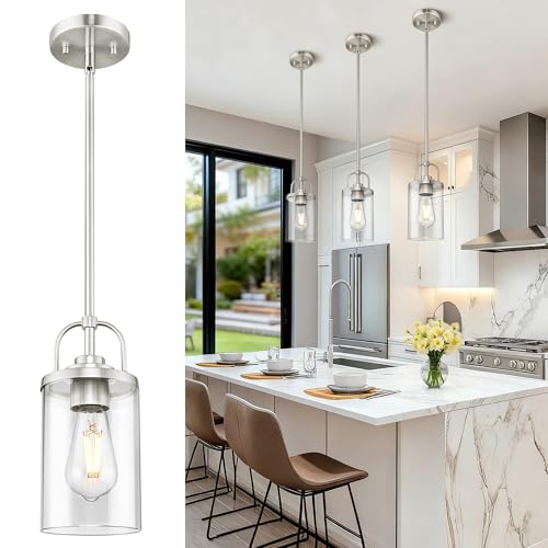 Modern Kitchen Pendant Lighting Over Island