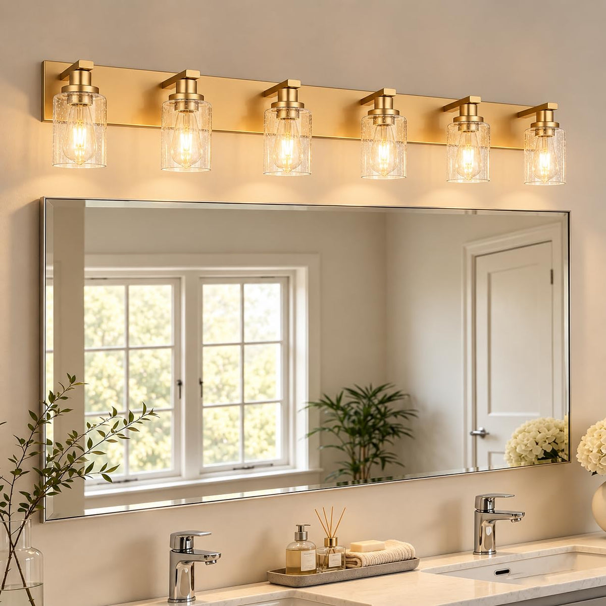 Gold 6 Light Seeded Glass Bathroom Vanity Light (Gold / 6-Light)