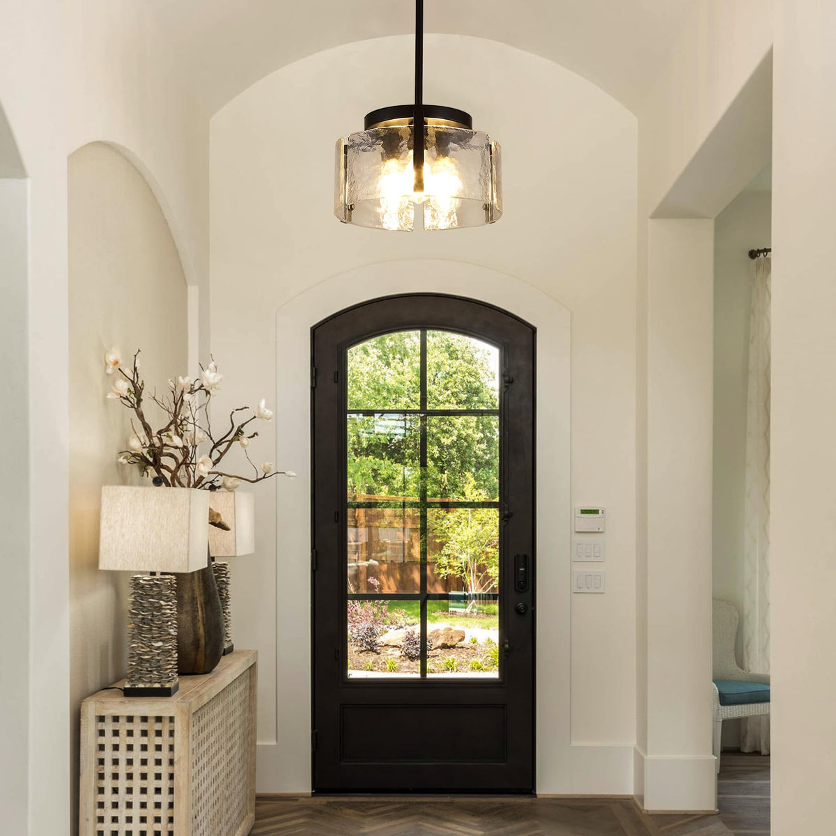 Glass Drum Chandelier for Dining Room (Black / 3-Light)