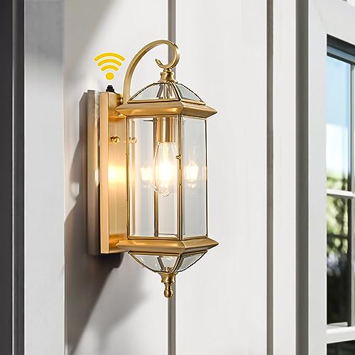 Solid Copper Dusk to Dawn Outdoor Wall Lantern (Warm Satin Brass / 20''H)