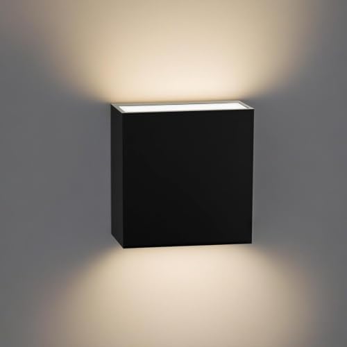 Outdoor Wall Light
