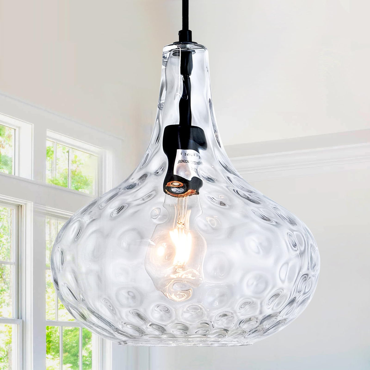11" Black Hammered Glass Pendant Light (Black)