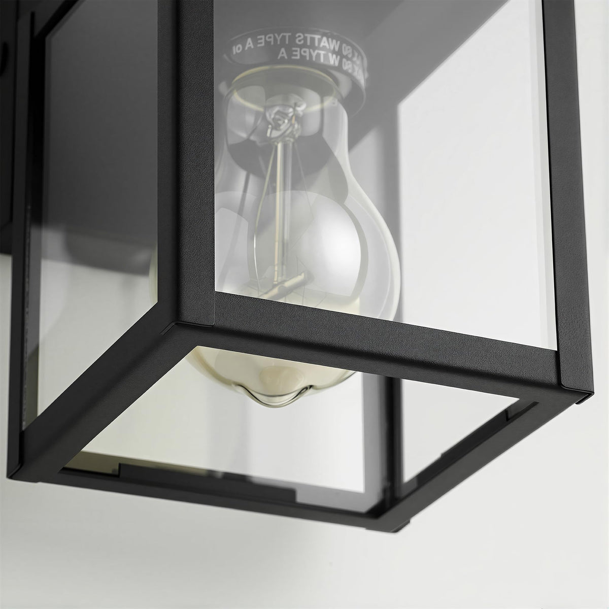7" Classic Outdoor Wall Sconce (Matte Black / 7-inch)