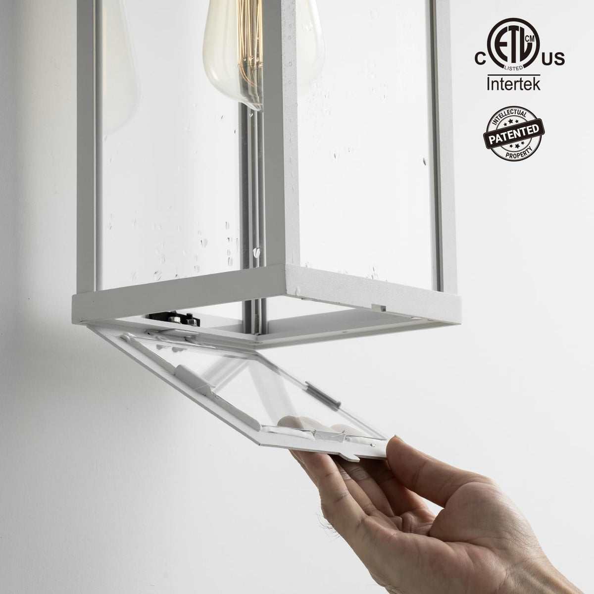 18" Outdoor Wall Sconce (Matte White / 18-inch)
