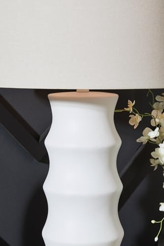 1 Piece Scalloped Table Lamp for Living Room (White/Cream / Table Lamp)
