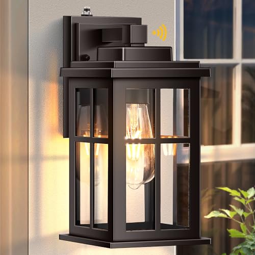 Bronze Outdoor Wall Light (Dusk to Dawn 1 Pack / Oil-Rubbed Bronze)