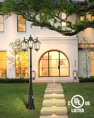 Outdoor Post Lights with Outlet (Black (Lamp Head Down with Outlet))