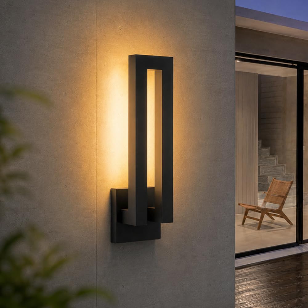 Large Outdoor Wall Sconce (22.5")