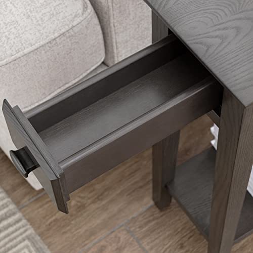 Teegan End Table (Smoke Gray)