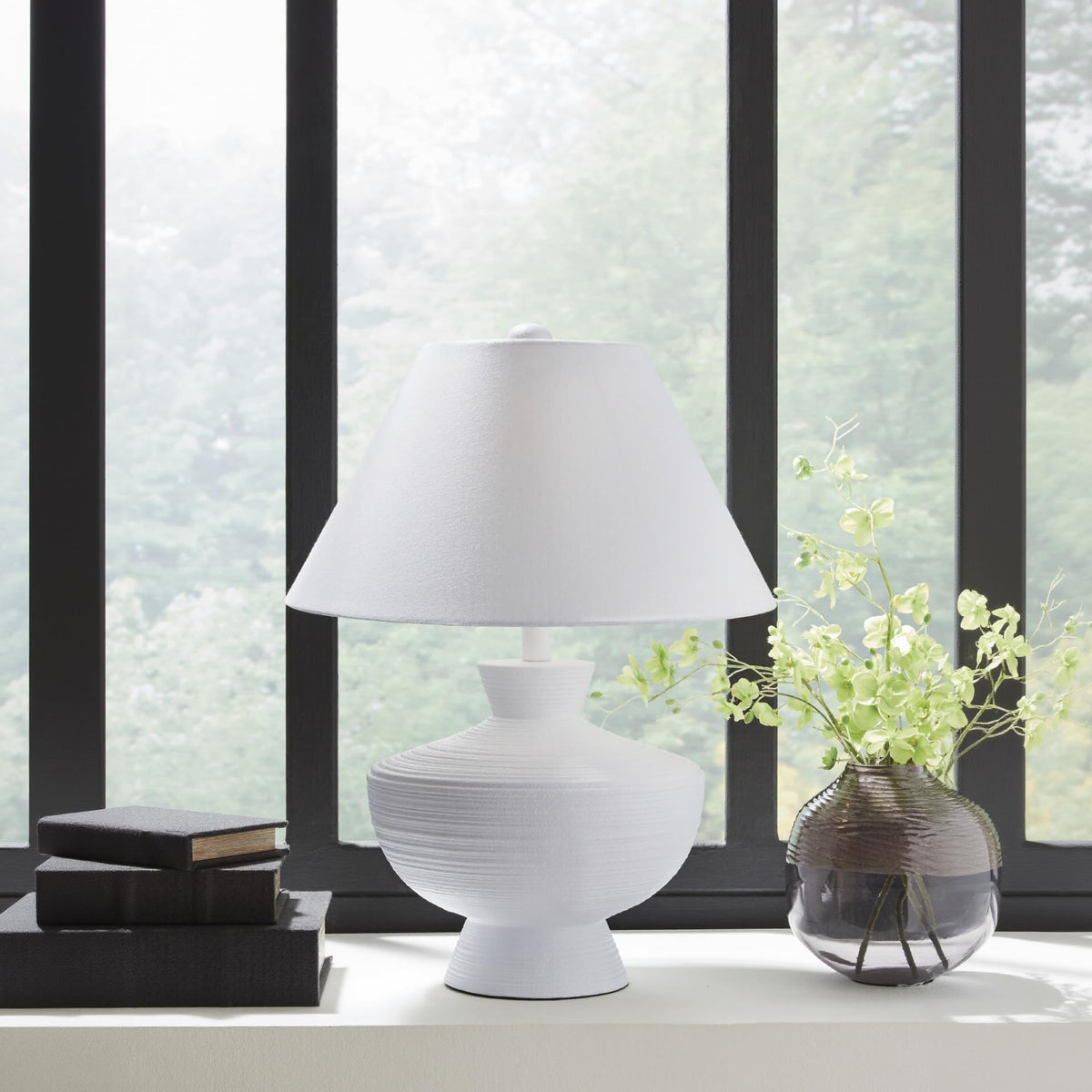 Harelwood Modern White Textured Table Lamp (White / Table Lamp)