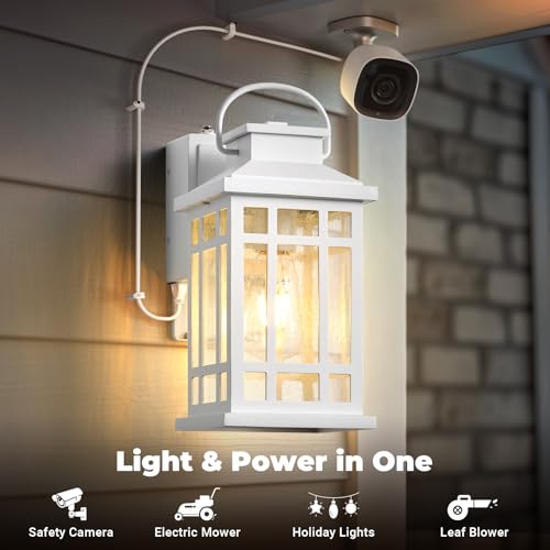 White Dusk to Dawn Outdoor Lighting with GFCI Outlet (White / D2D 1-Pack)