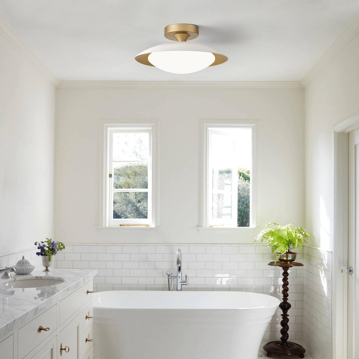 Dimmable Modern Mid (12.6IN / White)