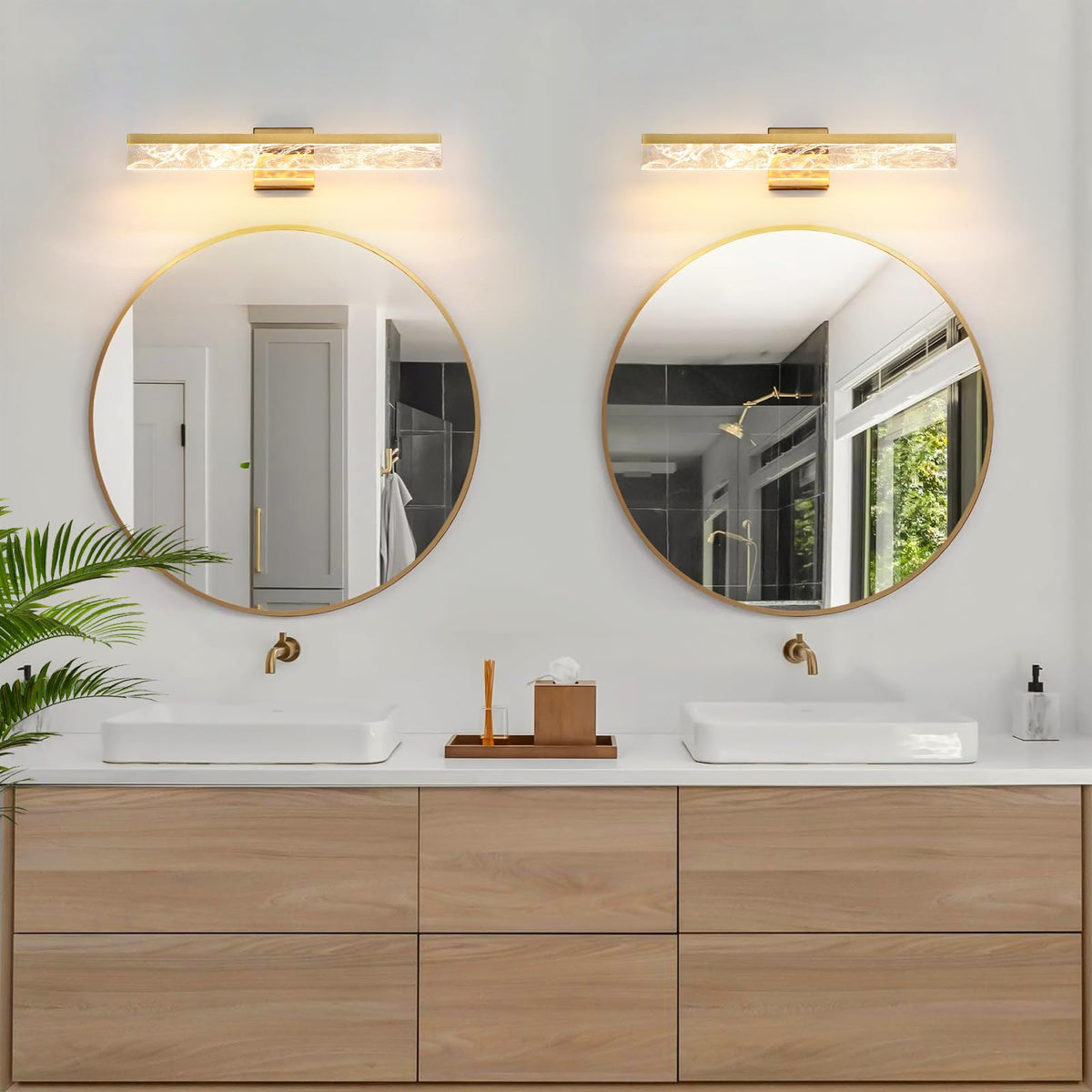 Gold Vanity Light (Gold / 24inch)