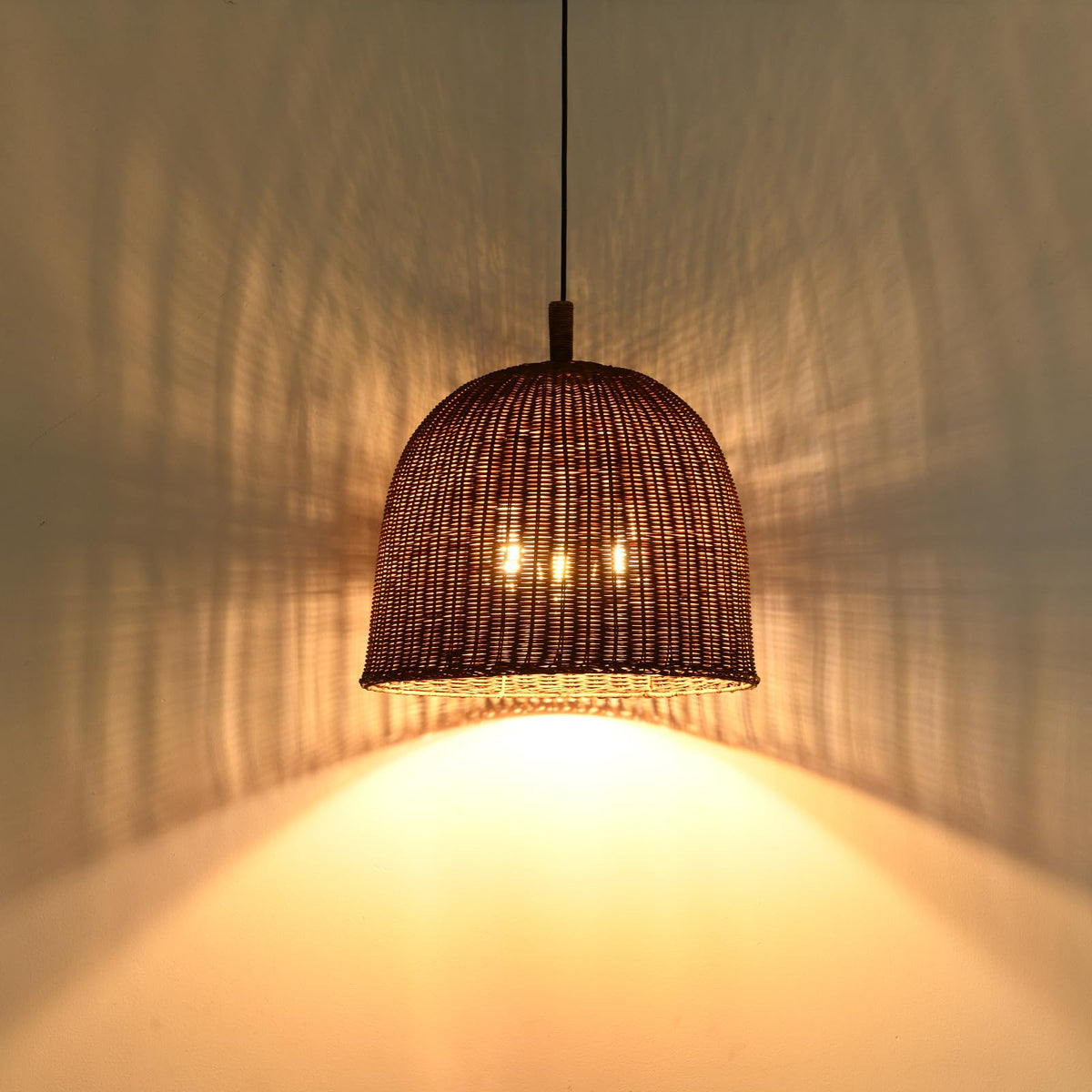 17.7" Rattan Pendant Light (Dark Brown Rattan / 17.7" 3-Light)