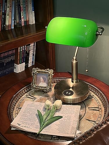 Green Glass Bankers Desk Lamp USB Wireless Charging Port LED Table Lamp Classic Retro Pull Chain Switch Reading Lamp for Home Office Workplace Library Piano (Green(Wireless charger))