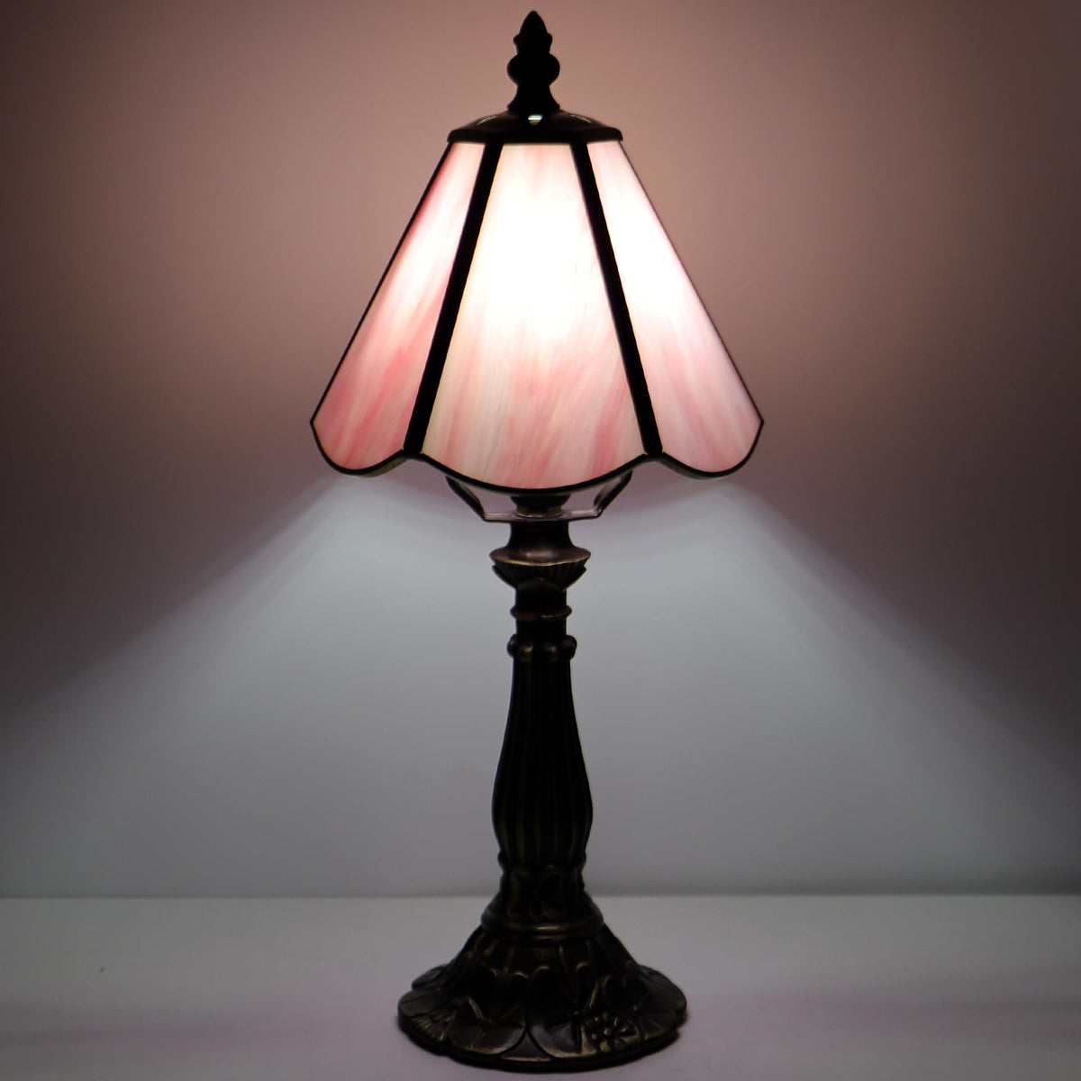 Small Tiffany Style Table Lamp Pink Stained Glass Lamp 14 Inch (Pink)