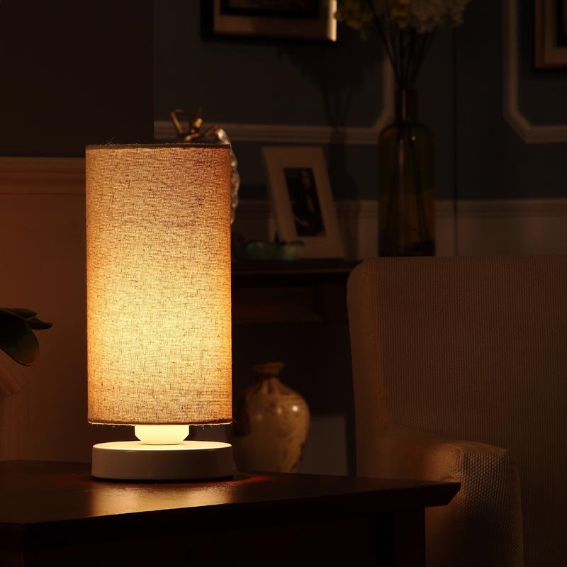 L10271 Linen Fabric Table Lamp with Cylindrical Shade (Creamy-white)
