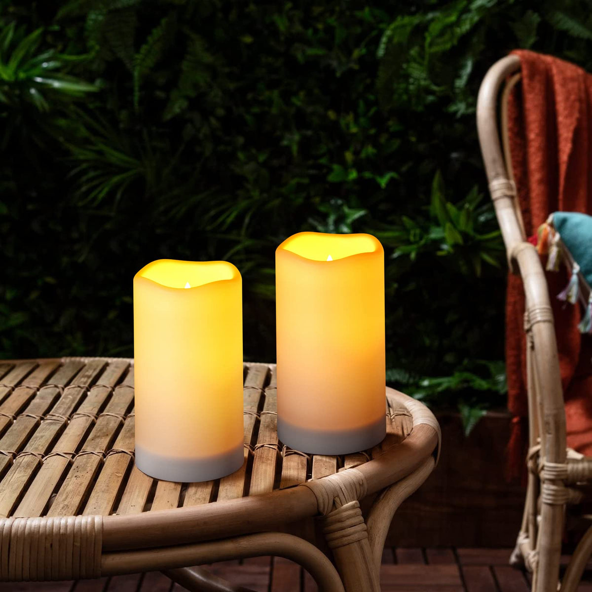 Solar flameless Candles Outdoor Waterproof (2 Pack White)