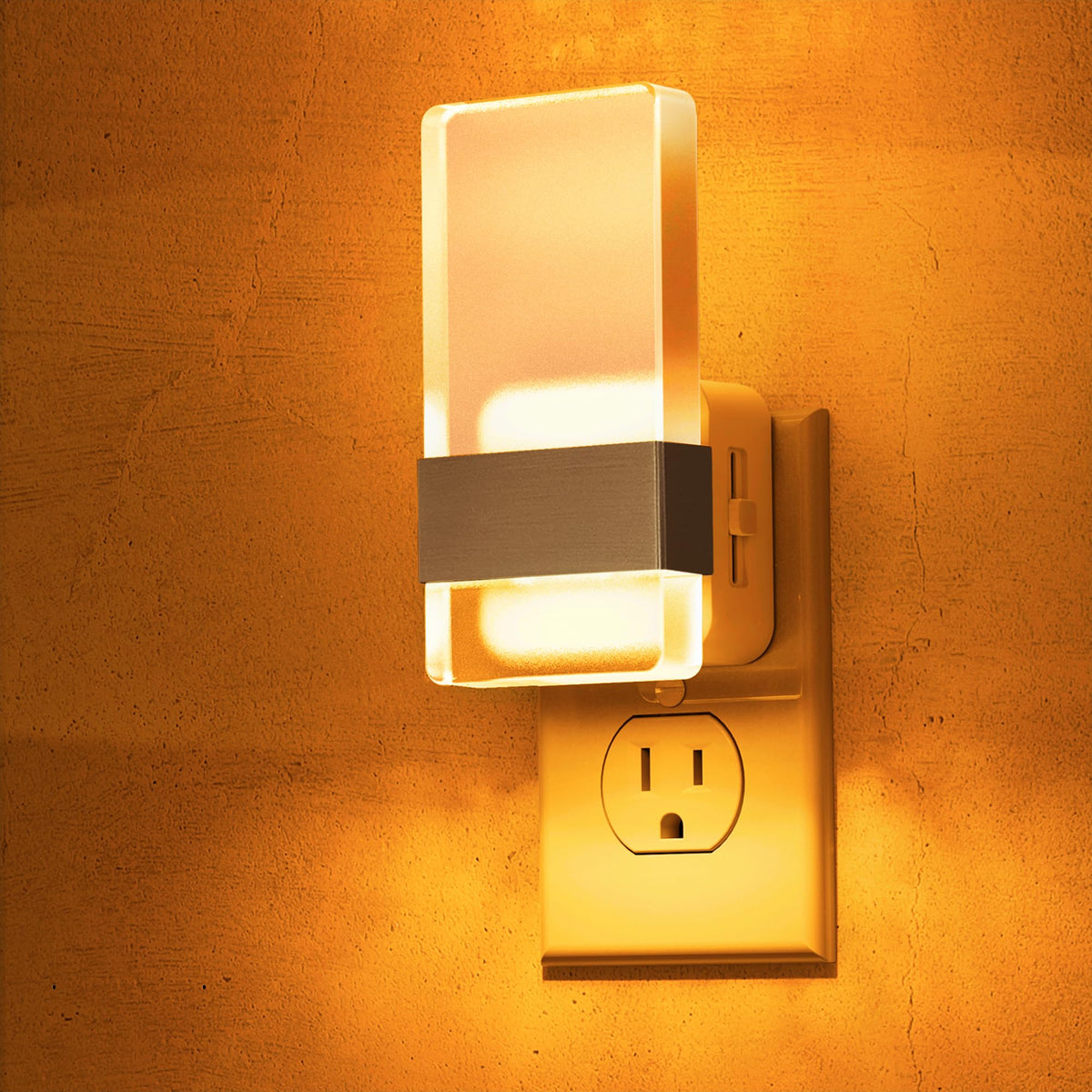 Night Light Amber Night Lights Plug into Wall (Silver)