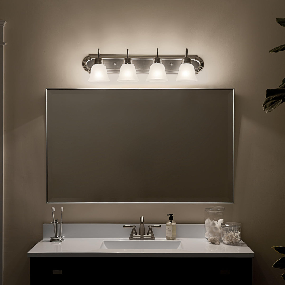 4 Light Bathroom Vanity Light (Brushed Nickel / 30")