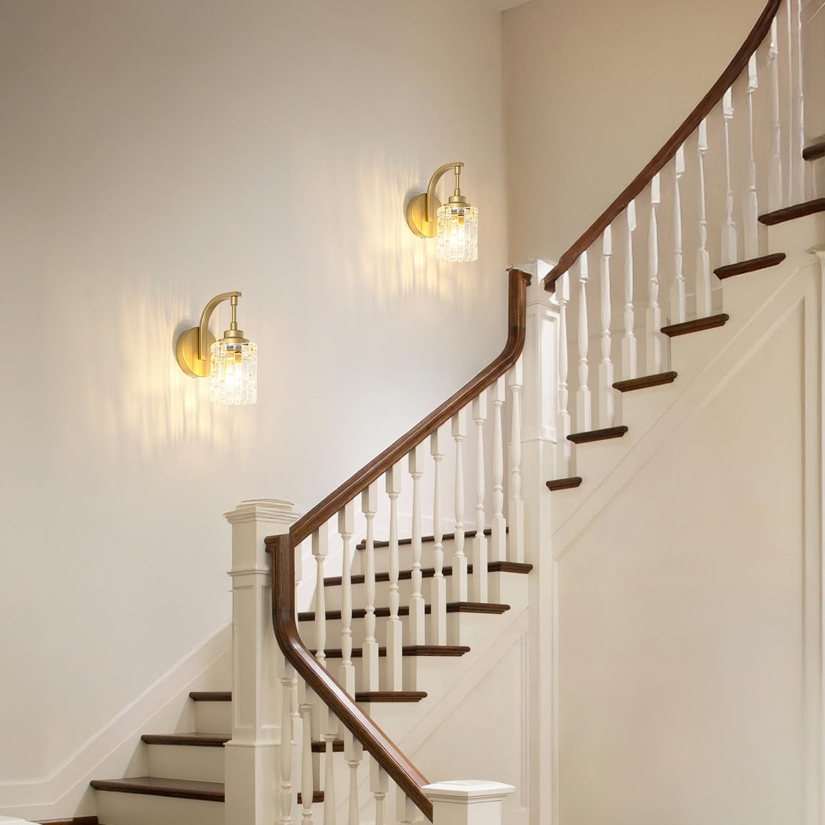 Gold Bathroom Wall Sconce Light (Brass)
