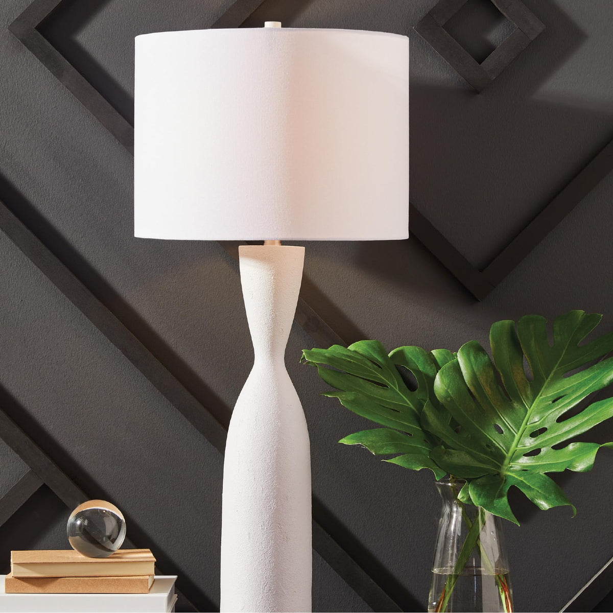 Davinford Table Lamp