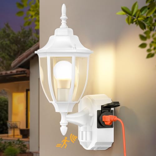 Porch Lights with Outlet (White / 1 Pack)