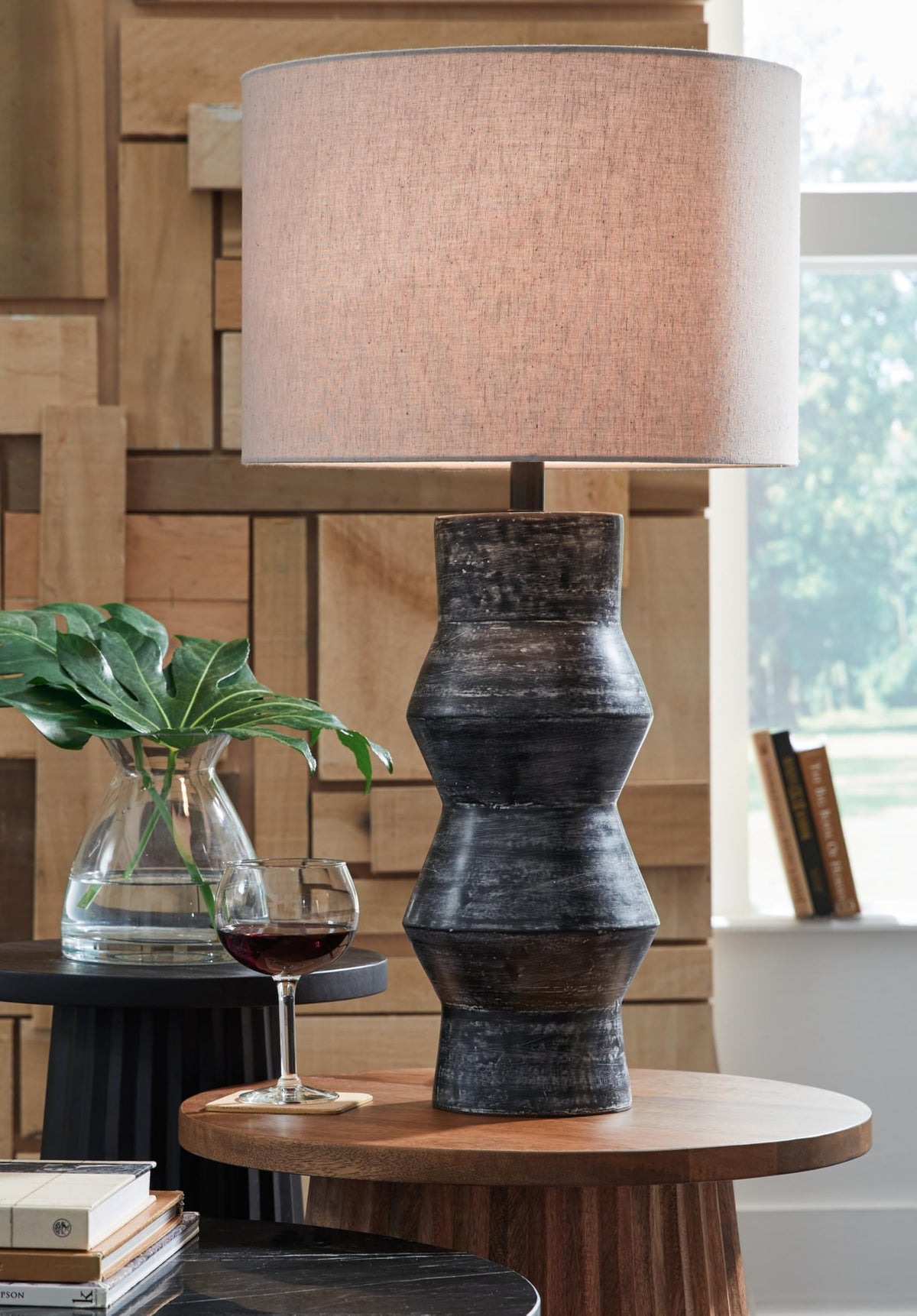Kerbert Terracotta Table Lamp (Distressed Black)