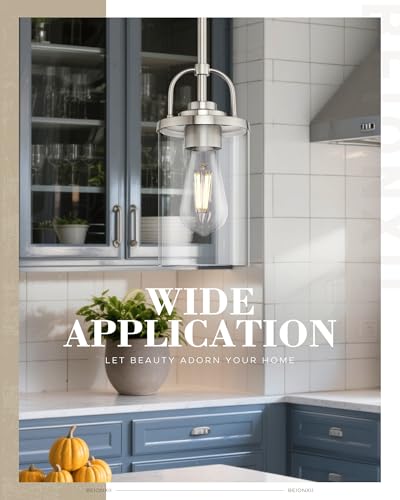 Modern Kitchen Pendant Lighting Over Island